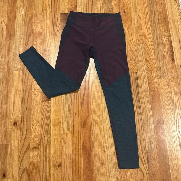 Outdoor Voices Color Block Leggings - Picture 3 of 6